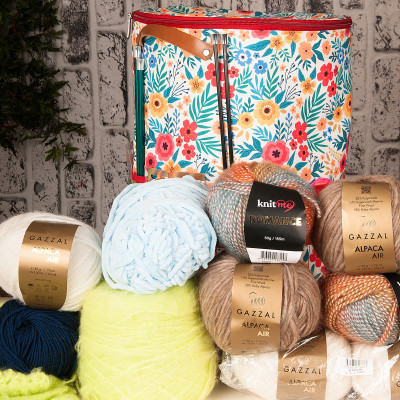 Çiçek Desenli Kapaklı Örgü Proje Çantası - Hobi Çantası - Yün ve tığ organizer Çiçek Desenli Kapaklı Örgü Proje Çantası - Hobi Çantası - Yün ve tığ organizer