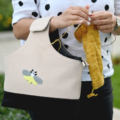 Knitpro Bumblebee Kol Çantası - Arı Koleksiyonu ( Embroidered Felt ) Knitpro Bumblebee Kol Çantası - Arı Koleksiyonu ( Embroidered Felt )